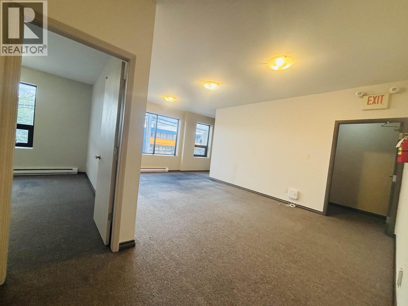 A Upper 7156 Gilley Avenue, Burnaby, British Columbia  V5J 4X2 - Photo 11 - C8079806