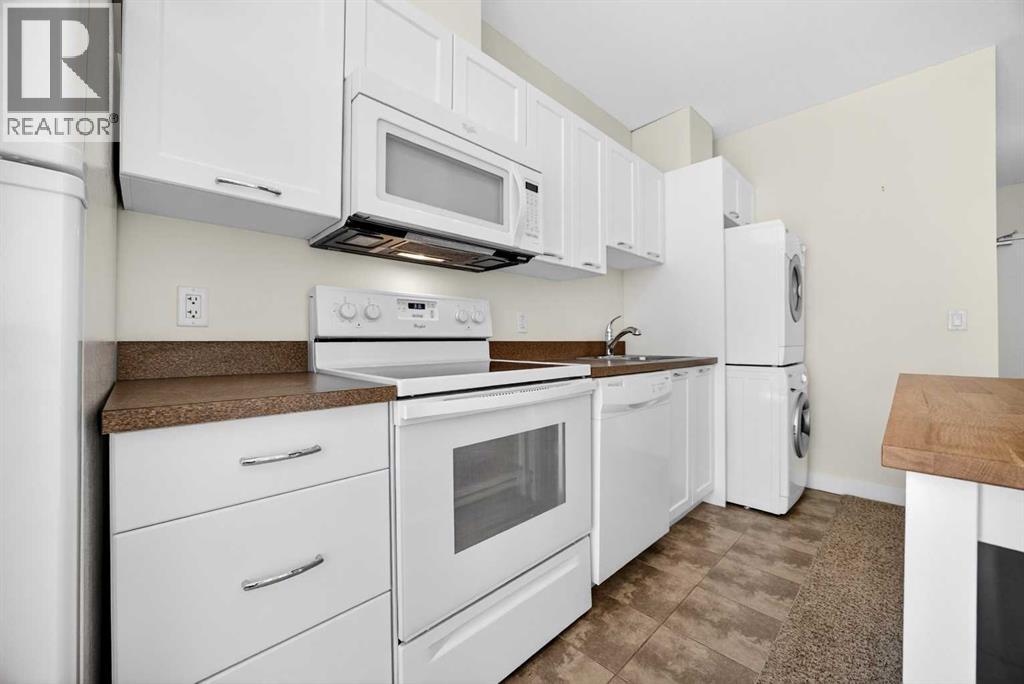 704, 3830 Brentwood Road Nw, Calgary, Alberta T2L 2J9 - Photo 8 - A2317635