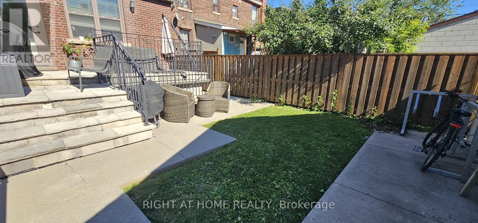 730 Shaw Street, Toronto, Ontario  M6G 3L7 - Photo 48 - C13488148