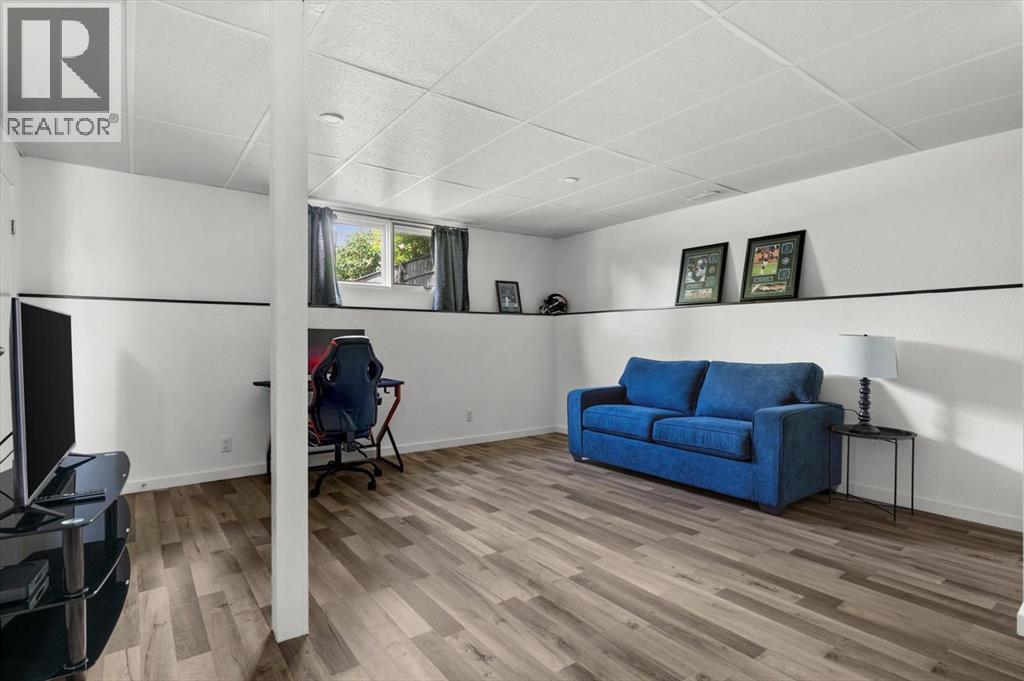24 Midglen Drive Se, Calgary, Alberta  T2X 1G7 - Photo 32 - A2319917