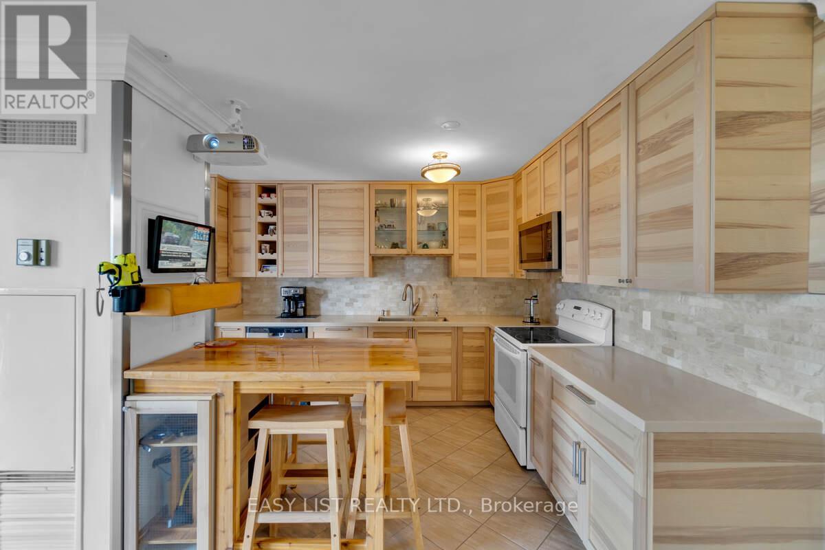 810 - 20 Harding Boulevard W, Richmond Hill, Ontario  L4C 9S4 - Photo 10 - N13498302