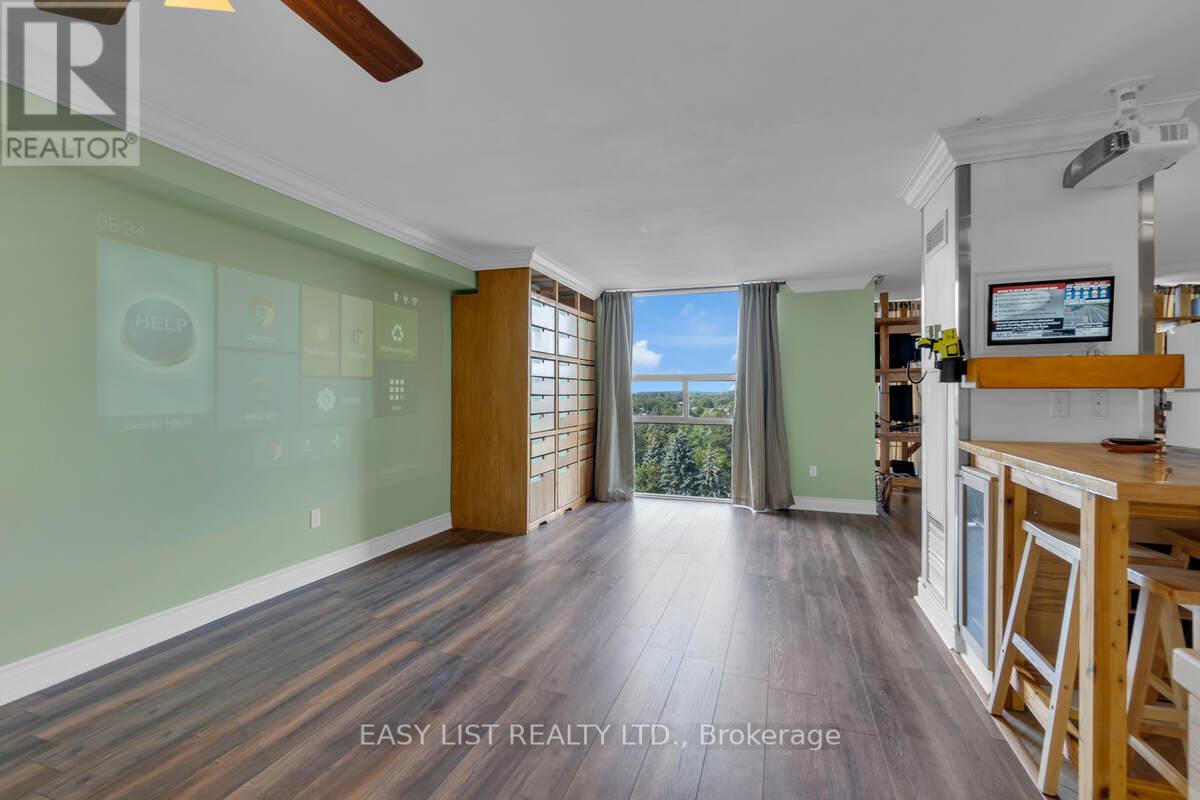 810 - 20 Harding Boulevard W, Richmond Hill, Ontario  L4C 9S4 - Photo 6 - N13498302