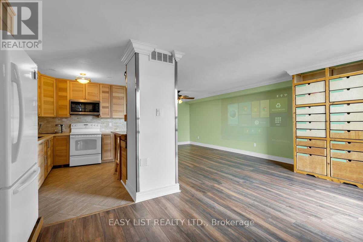 810 - 20 Harding Boulevard W, Richmond Hill, Ontario  L4C 9S4 - Photo 9 - N13498302