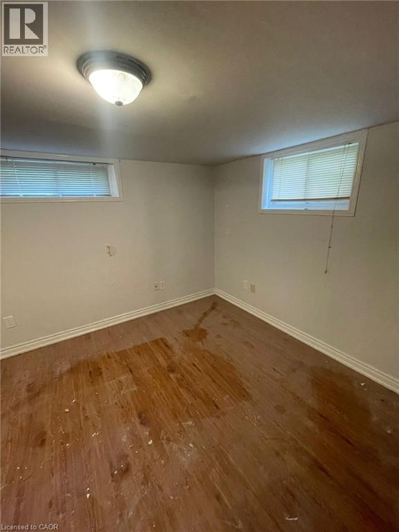 4 June Avenue Unit# Full House, Guelph, Ontario  N1H 1H6 - Photo 7 - 40843516