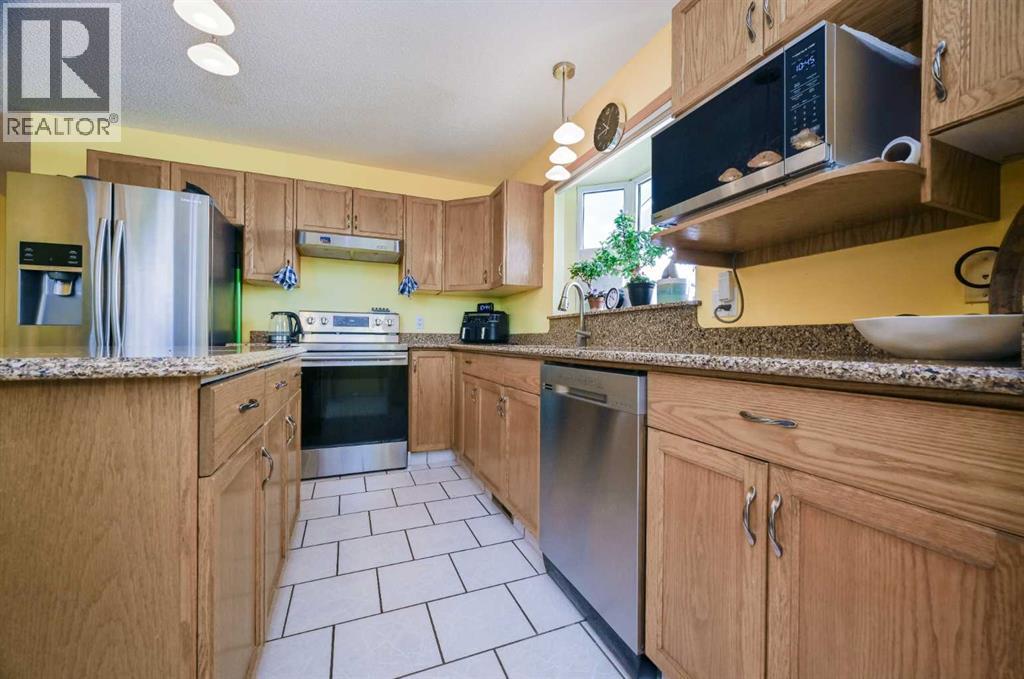 9110 107 Avenue, Grande Prairie, Alberta  T8X 1H9 - Photo 3 - A2323836