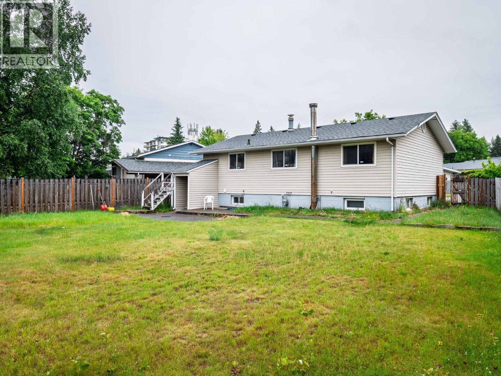1755 Irwin Street, Prince George, British Columbia  V2M 2Y6 - Photo 5 - R3137216