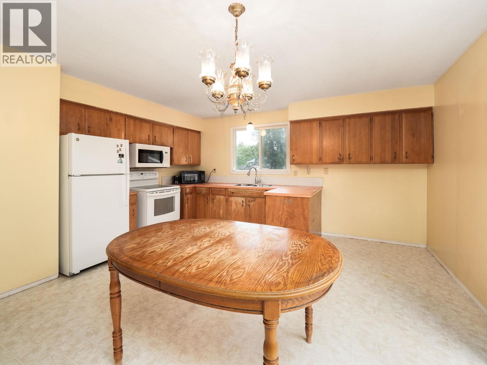 1755 Irwin Street, Prince George, British Columbia  V2M 2Y6 - Photo 9 - R3137216