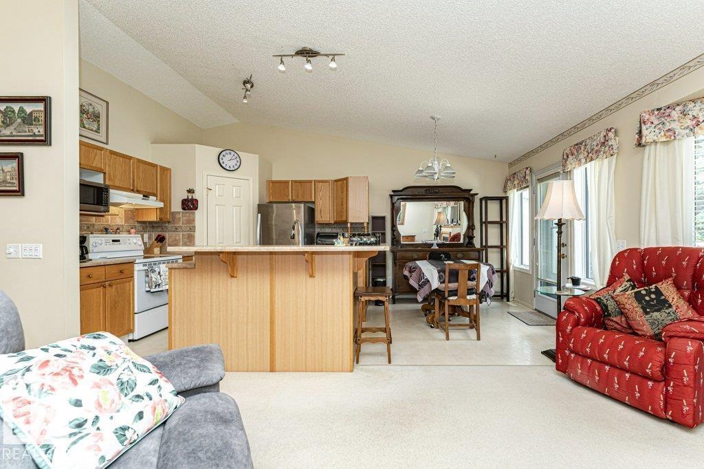 #40 8 Dechene Rd NW, Edmonton, Alberta  T6M 2S5 - Photo 16 - E4496144