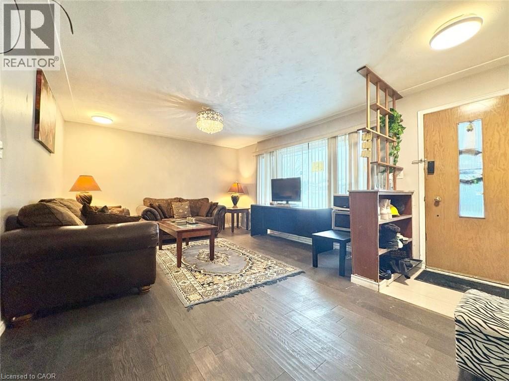 265 GLENRIDGE Drive Unit# 1, Waterloo, Ontario