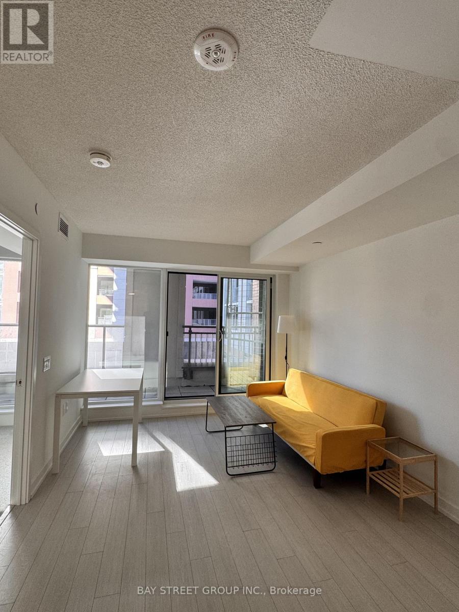 205 - 4010 Eglinton Avenue W, Toronto, Ontario  M9A 0G5 - Photo 3 - W13429480