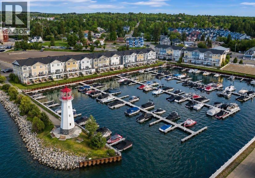 A11, 5230 Lakeshore Drive, sylvan lake, Alberta