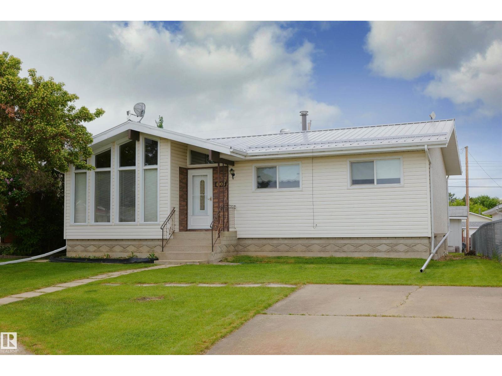 4906 43A ST, Barrhead, Alberta