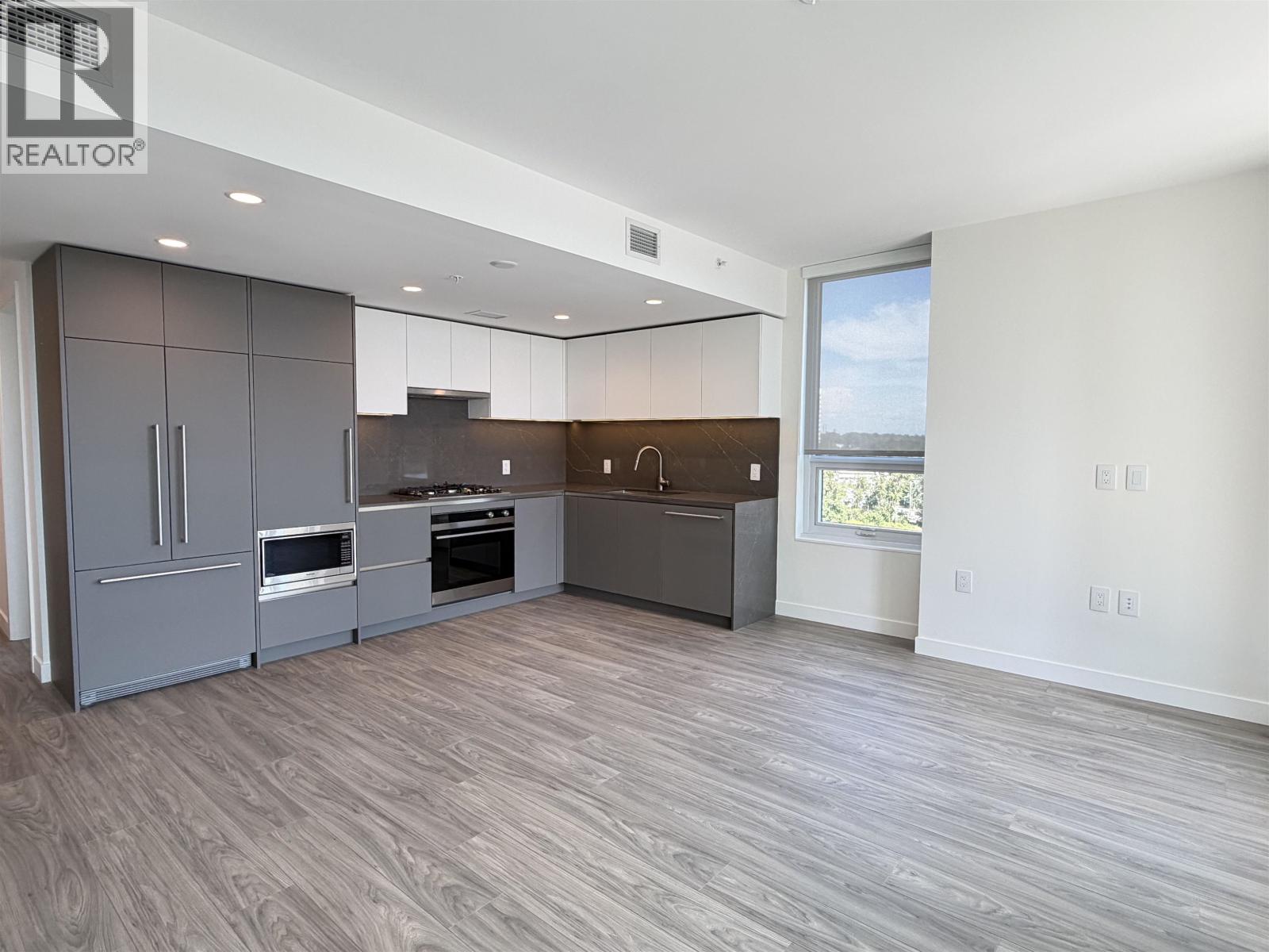 806 2135 Springer Avenue, Burnaby, British Columbia  V5B 3K4 - Photo 5 - R3139984