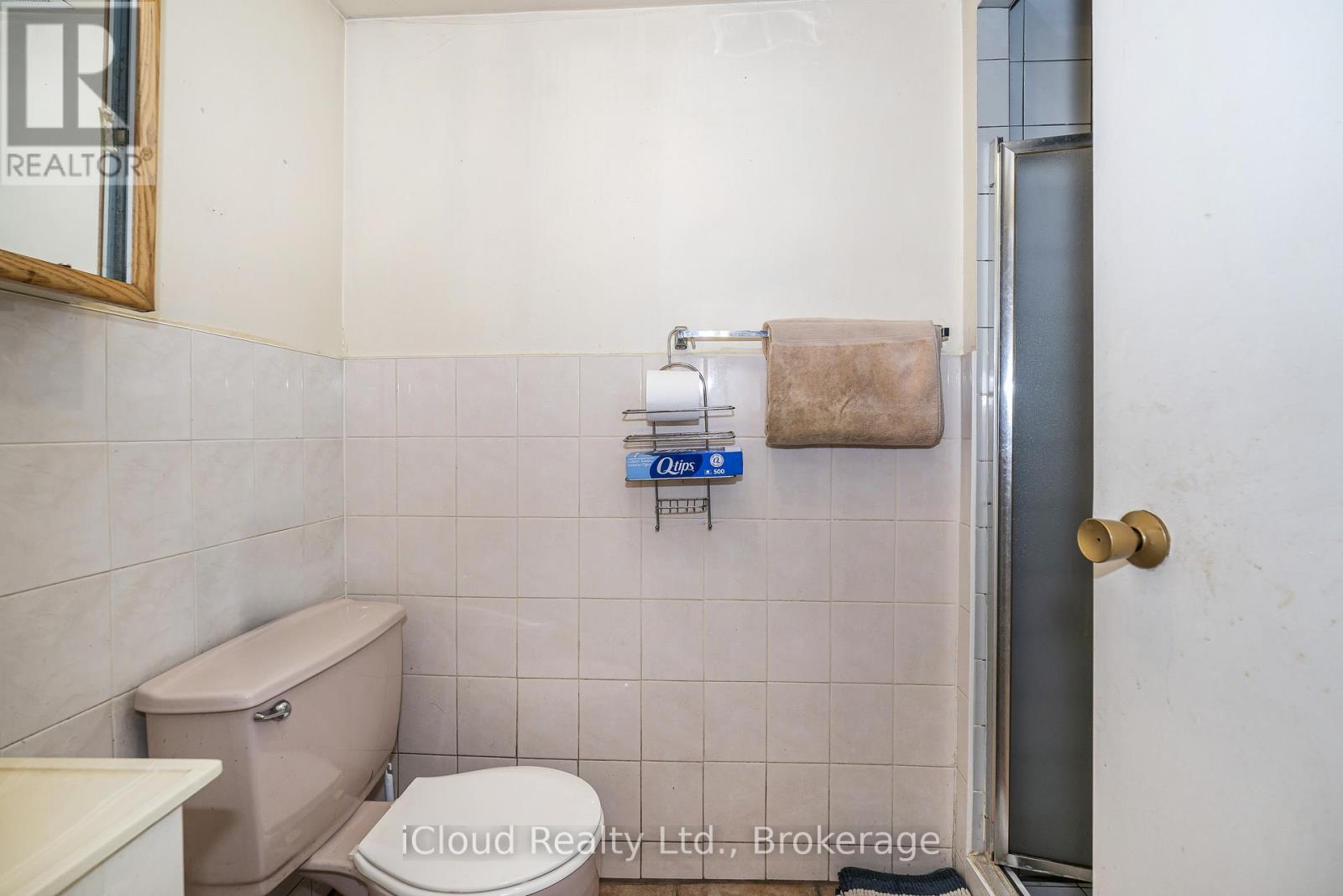 1704 Oberon Crescent, Mississauga, Ontario  L4X 2K8 - Photo 27 - W13490872