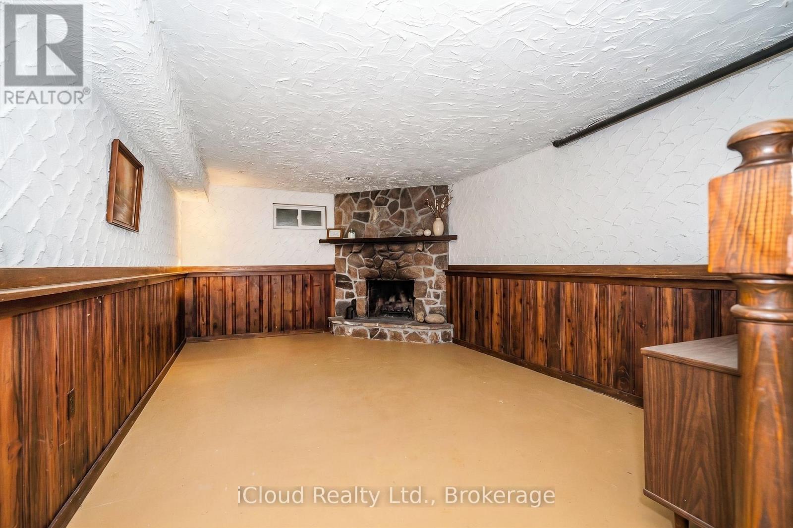 1704 Oberon Crescent, Mississauga, Ontario  L4X 2K8 - Photo 22 - W13490872