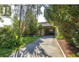1704 OBERON CRESCENT, Mississauga, Ontario
