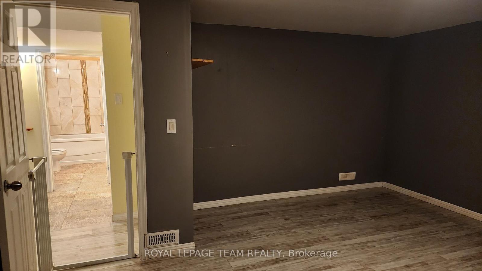 1013 Cadboro Road, Ottawa, Ontario  K1J 8C8 - Photo 29 - X13498408
