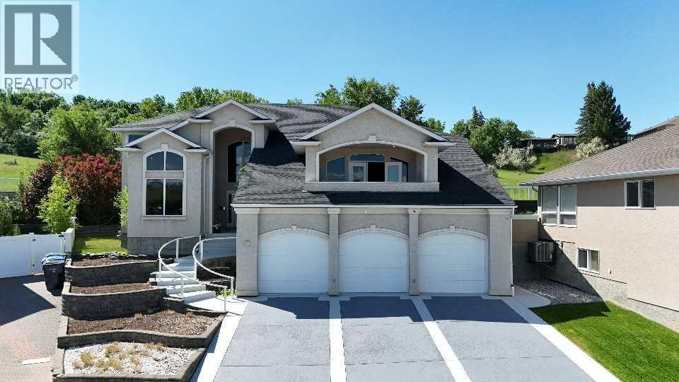 23 Chinook Place SW, medicine hat, Alberta