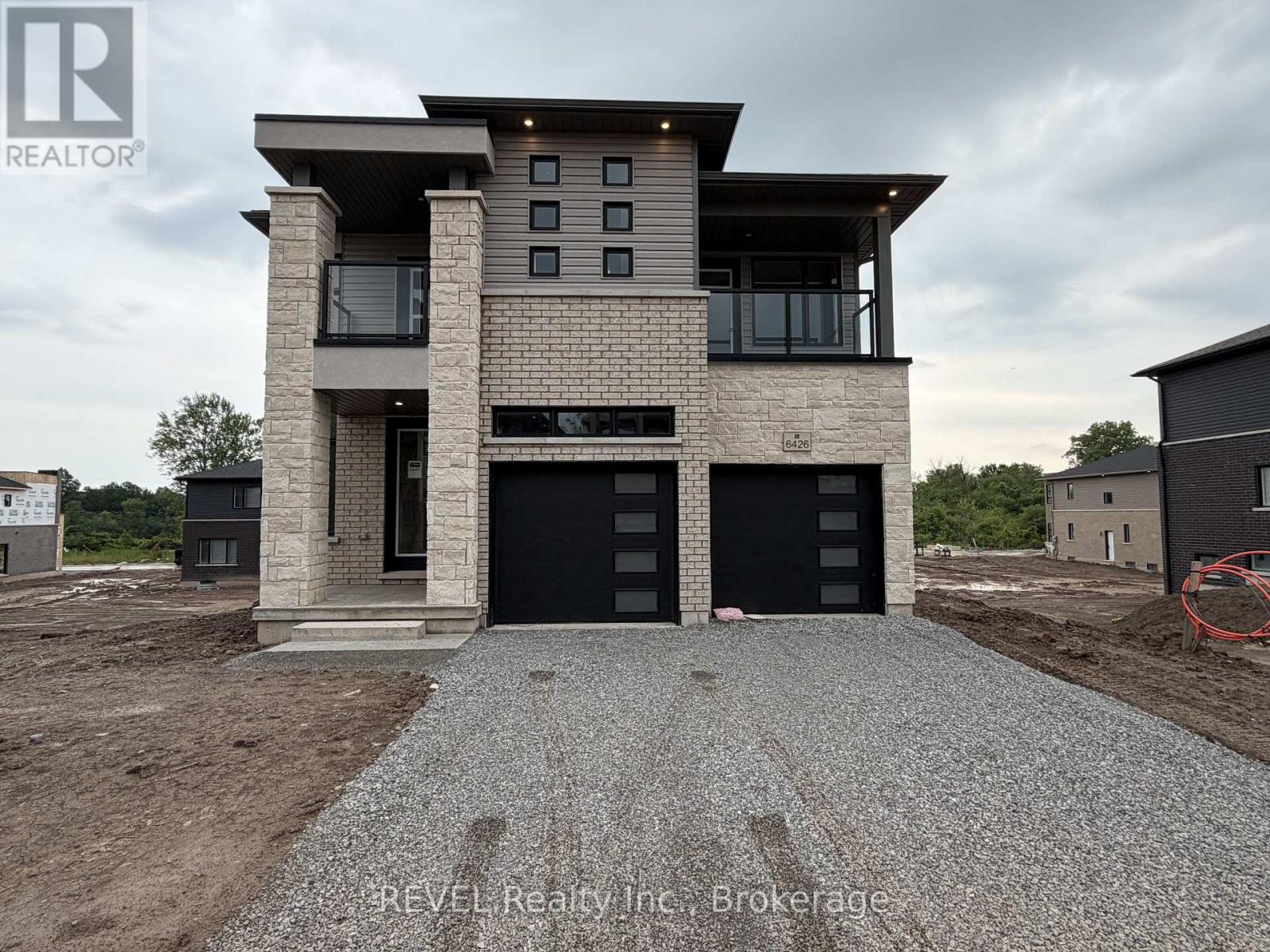 6426 Sunshine Common, Niagara Falls, Ontario  L2G 0E4 - Photo 2 - X13498428