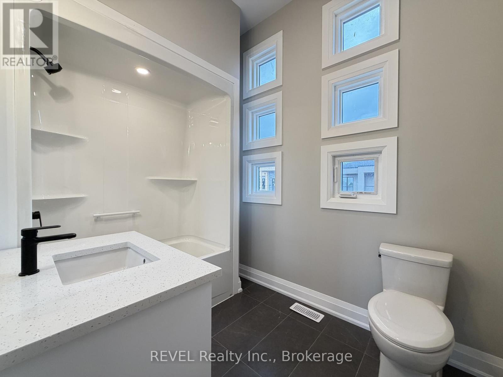 6426 Sunshine Common, Niagara Falls, Ontario  L2G 0E4 - Photo 19 - X13498428