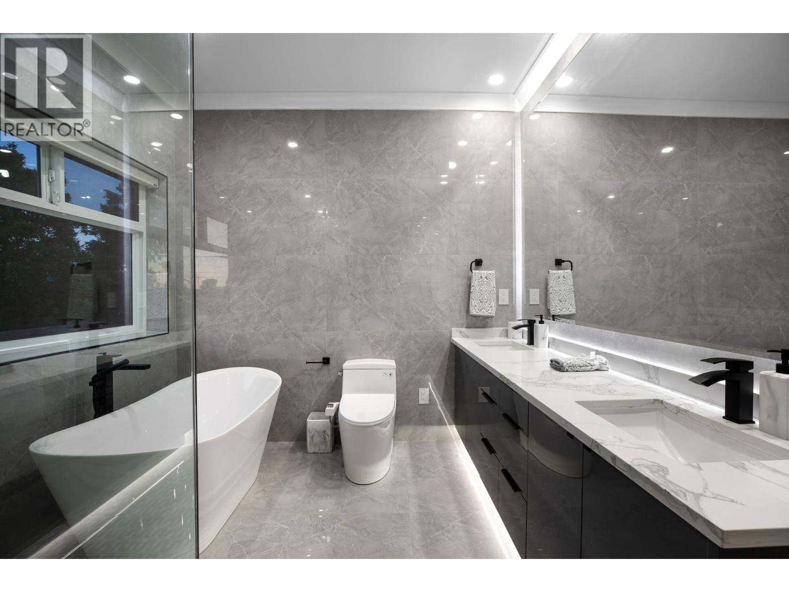 6210 Pearl Avenue, Burnaby, British Columbia  V5H 3P9 - Photo 27 - R3140630