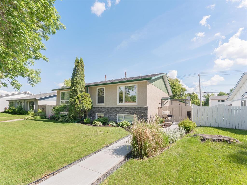 304 Dowling Avenue E, Winnipeg, Manitoba  R2C 3K7 - Photo 0 - 202615127