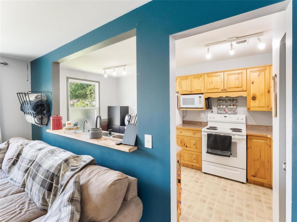 304 Dowling Avenue E, Winnipeg, Manitoba  R2C 3K7 - Photo 7 - 202615127