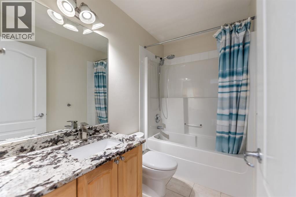 90 Royal Highland Road NW, Calgary, Alberta  T3G 4Y4 - Photo 26 - A2312514