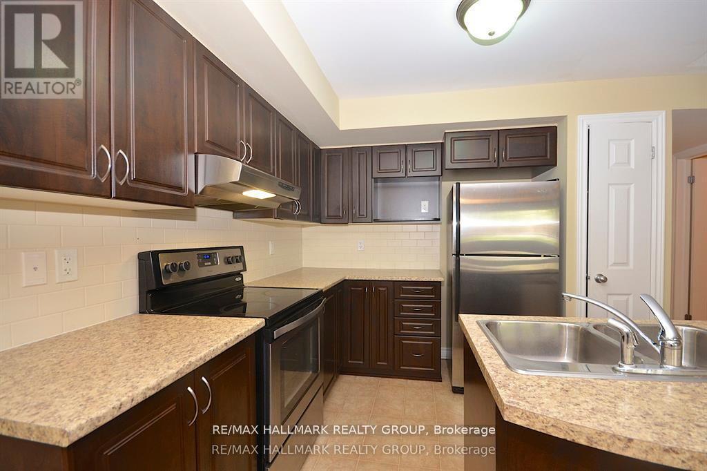 2 - 205 Bluestone Private, Ottawa, Ontario  K4A 0X7 - Photo 5 - X13498456