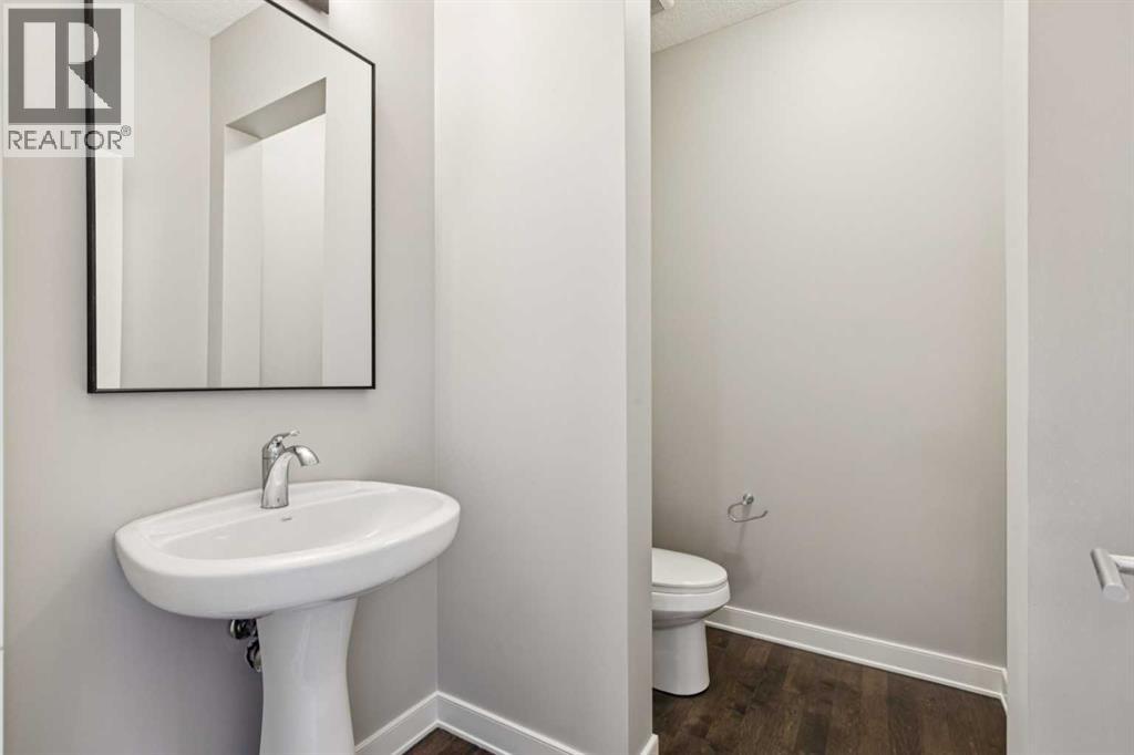 109 Mahogany Place SE, Calgary, Alberta  T3M 1N9 - Photo 4 - A2322676