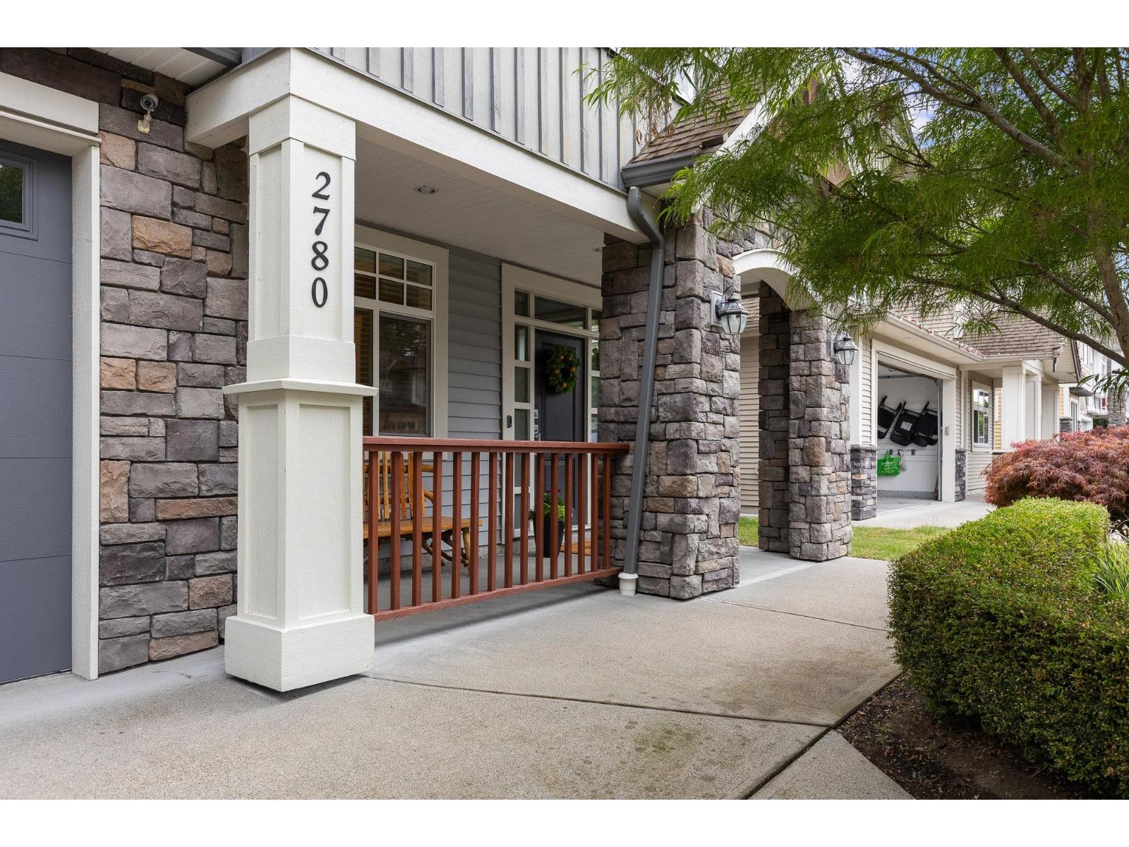 2780 Bristol Drive, Abbotsford, British Columbia  V2S 0B6 - Photo 3 - R3140527