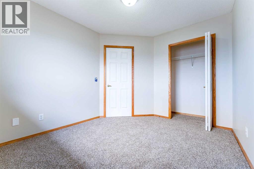 59 Erin Grove SE, Calgary, Alberta  T2B 3L1 - Photo 16 - A2323252