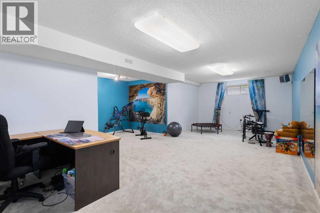 92 Cranleigh Close Se, Calgary, Alberta  t3m 1h6 - Photo 34 - A2324885