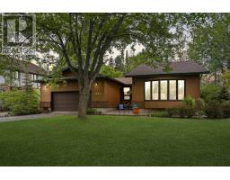 2100 Whitegates DR, Thunder Bay, Ontario