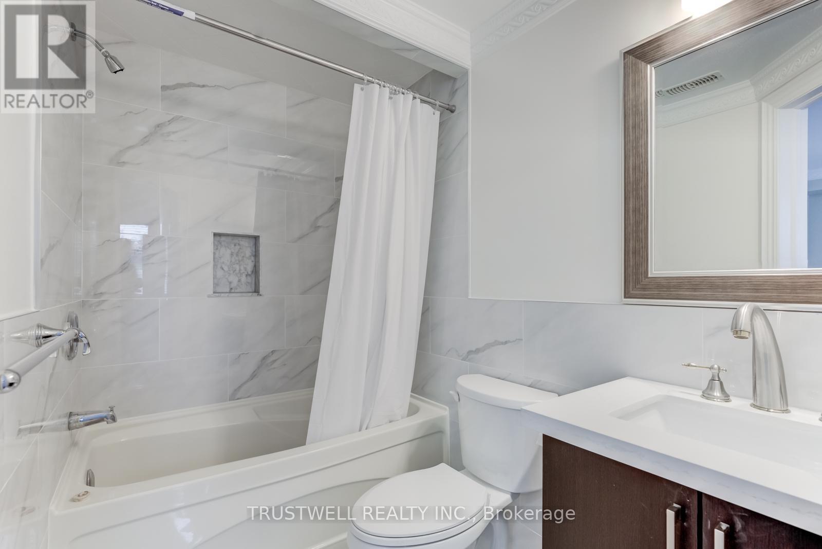 142 Borden Street, Toronto, Ontario  M5S 2N3 - Photo 32 - C13498482