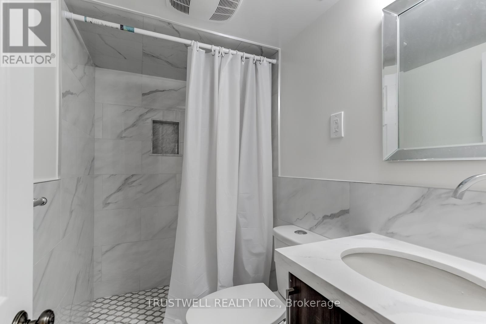 142 Borden Street, Toronto, Ontario  M5S 2N3 - Photo 43 - C13498482