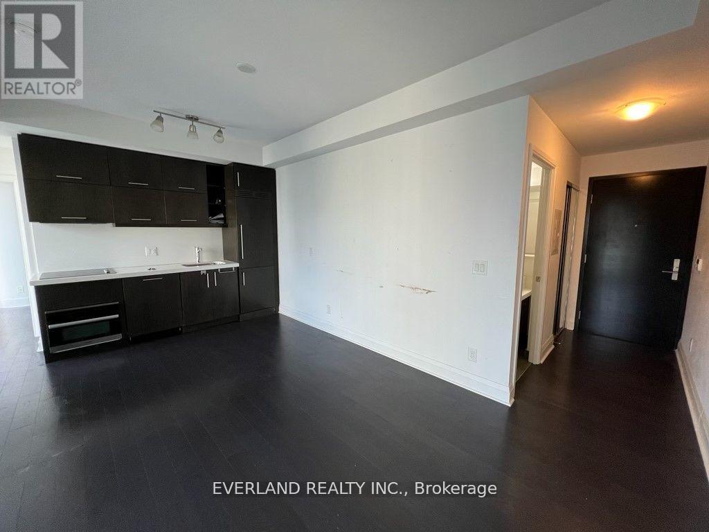 1709 - 65 St Mary Street, Toronto, Ontario  M5S 0A6 - Photo 3 - C13498504