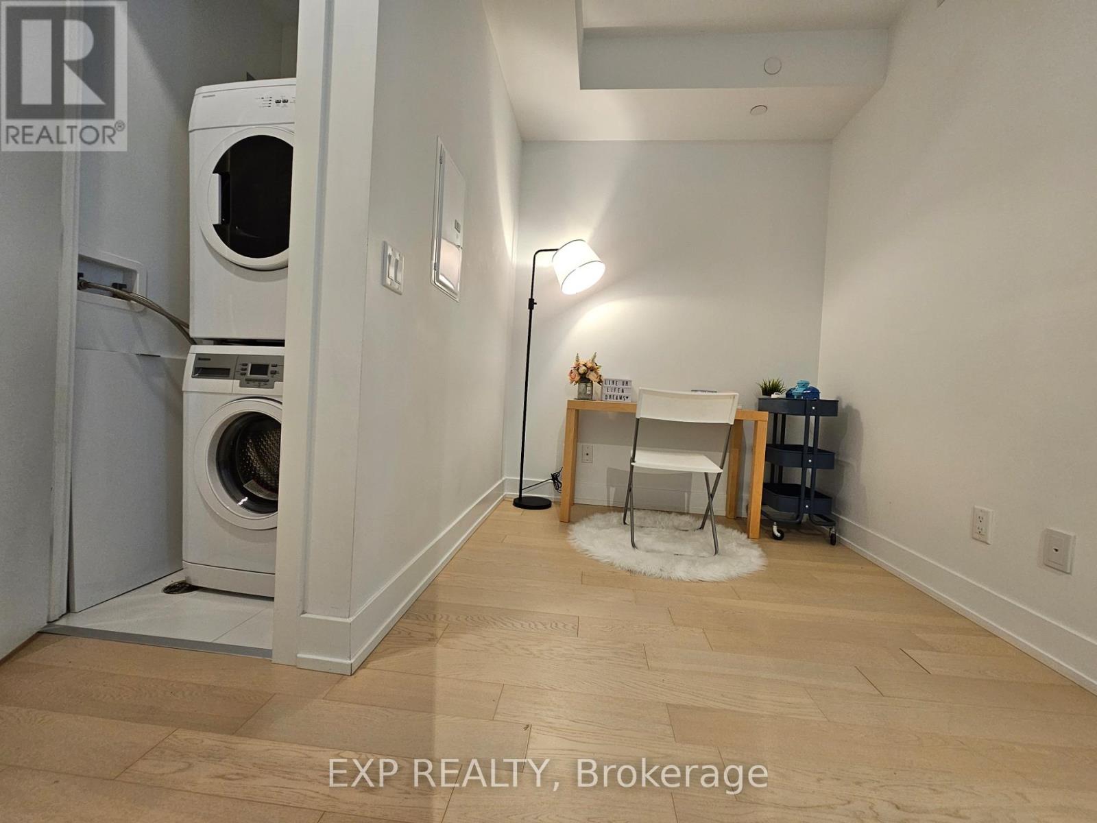 1209 - 7 Grenville Street, Toronto, Ontario  M4Y 0E9 - Photo 3 - C13498484