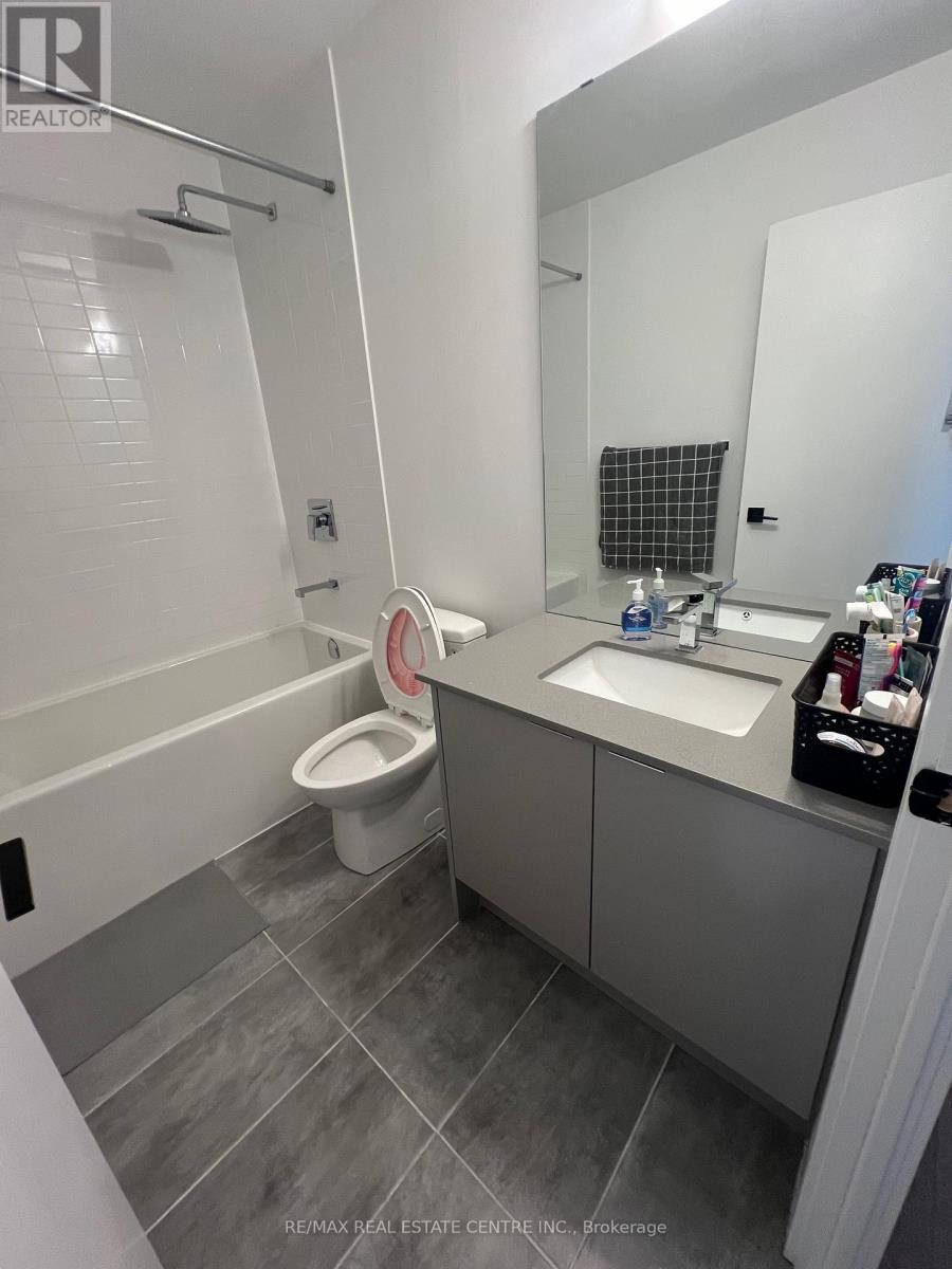 408 - 2481 Taunton Road, Oakville, Ontario  L6H 3R7 - Photo 13 - W13498478