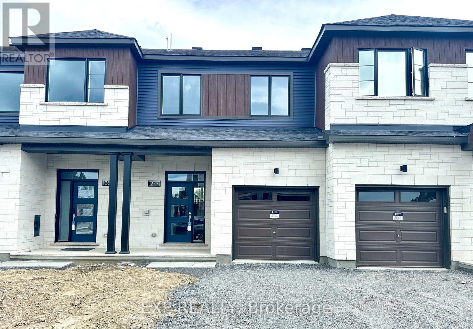 257 BANKSIDE WAY, Ottawa, Ontario