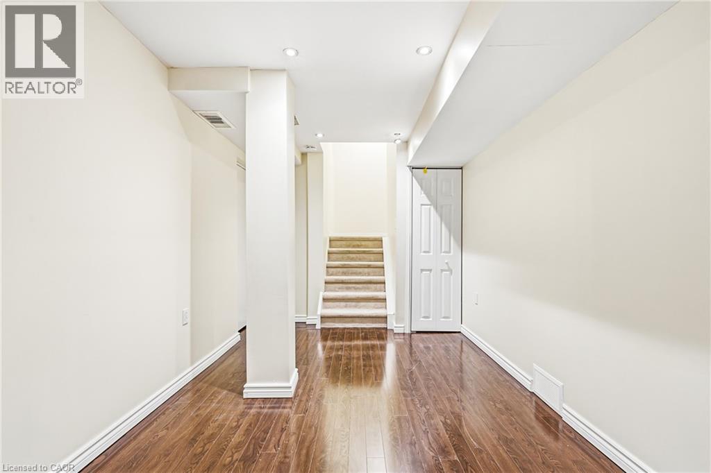 1000 Upper Paradise Road Unit# 8, Hamilton, Ontario  L9B 2S7 - Photo 27 - 40842735