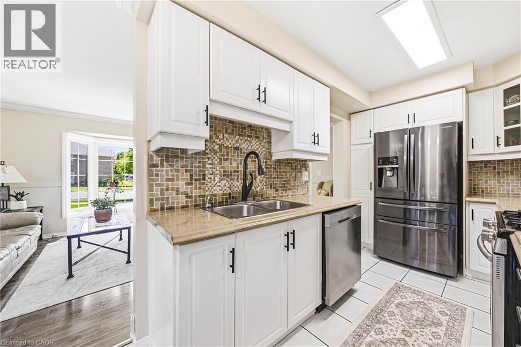1000 Upper Paradise Road Unit# 8, Hamilton, Ontario  L9B 2S7 - Photo 11 - 40842735