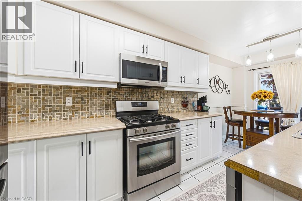 1000 Upper Paradise Road Unit# 8, Hamilton, Ontario  L9B 2S7 - Photo 12 - 40842735