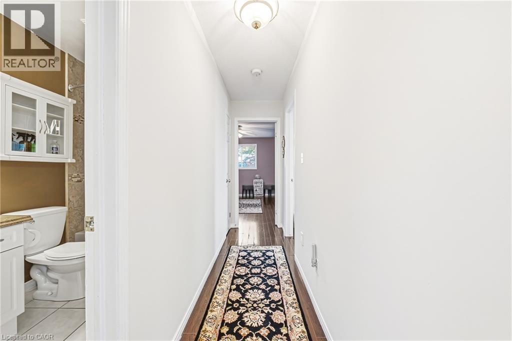 1000 Upper Paradise Road Unit# 8, Hamilton, Ontario  L9B 2S7 - Photo 17 - 40842735