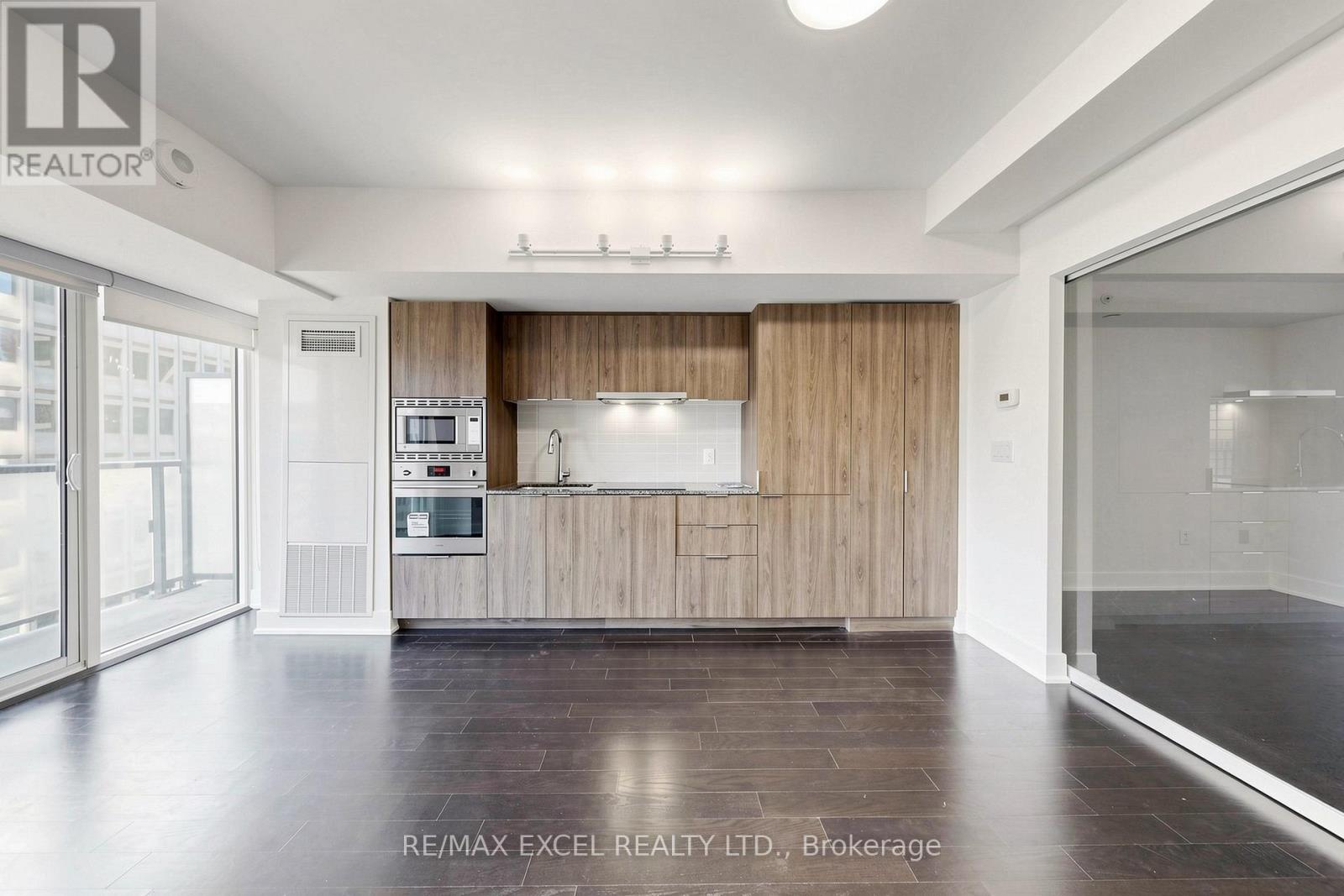 1408 - 955 Bay Street, Toronto, Ontario  M5S 0C6 - Photo 15 - C13498568