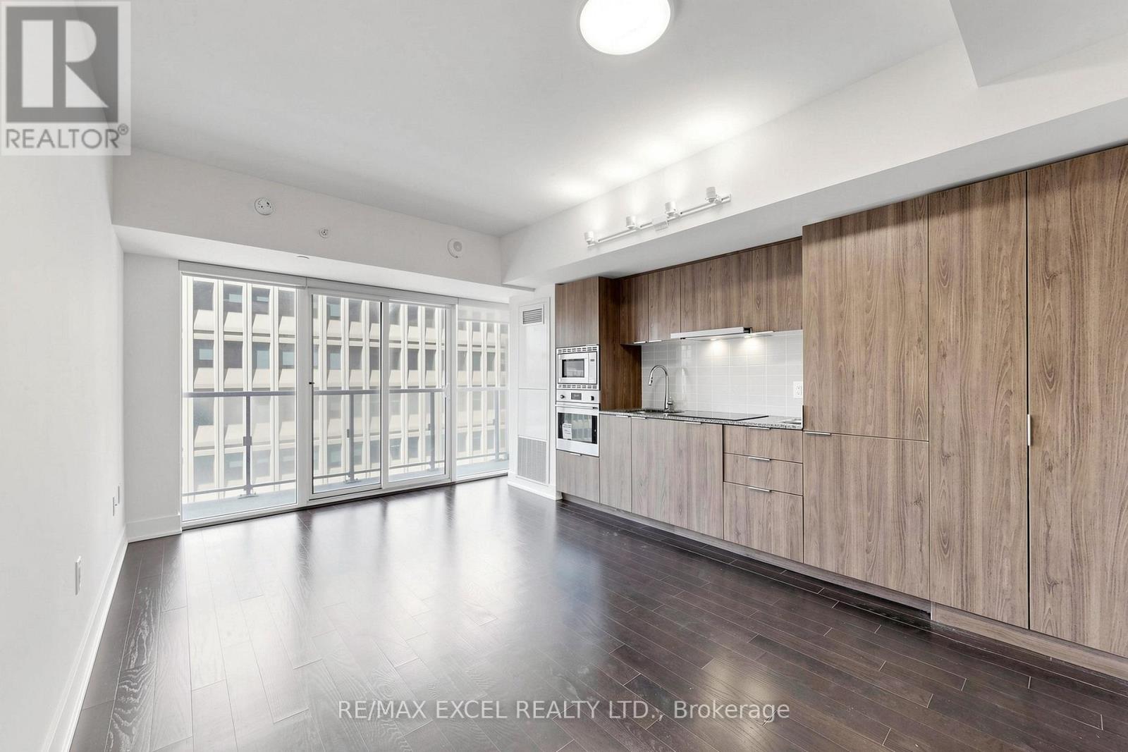 1408 - 955 Bay Street, Toronto, Ontario  M5S 0C6 - Photo 8 - C13498568