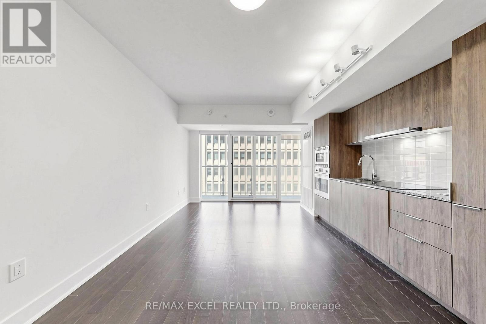 1408 - 955 Bay Street, Toronto, Ontario  M5S 0C6 - Photo 9 - C13498568