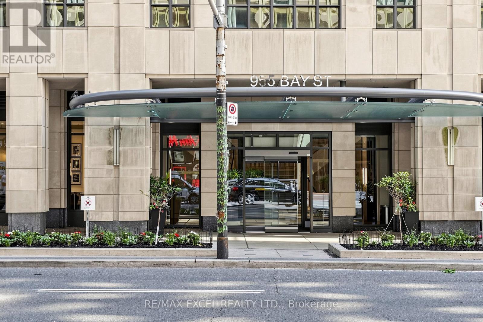 1408 - 955 Bay Street, Toronto, Ontario  M5S 0C6 - Photo 3 - C13498568