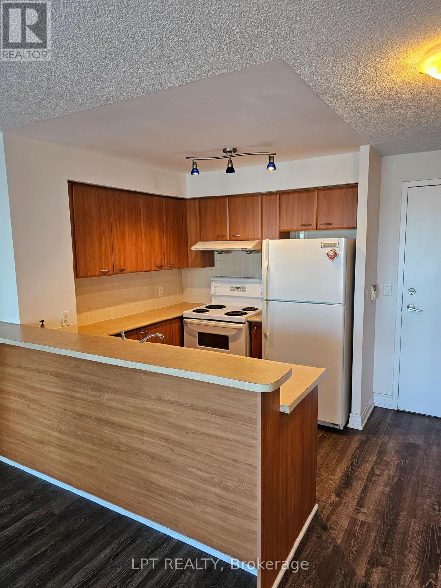 2107 - 38 Lee Centre Drive, Toronto, Ontario  M1H 3J7 - Photo 2 - E13224872