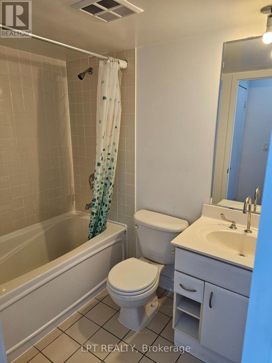 2107 - 38 Lee Centre Drive, Toronto, Ontario  M1H 3J7 - Photo 8 - E13224872